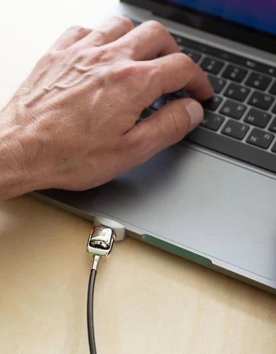 Stöldskyddssystem - Maclocks säkerhetstillbehör - UNVMBPRLDG01KL - Compulocks MacBook Pro Universal Ledge säkerhetslås