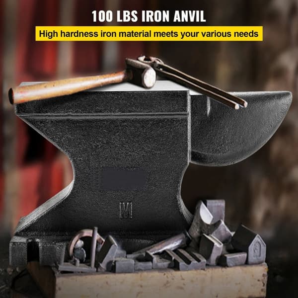 45kg städ med 3x 3cm fyrkantshål och hörn, 26,5x12,7cm stor arbetsyta, gjutjärnsstruktur, poleringsbehandling, robust och stabil