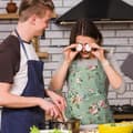 Miniatyrbillede 5 af 6: Lollanda Køkkenforklæde med blomstermønster – justerbare stropper, stilfuld og praktisk stænkplade til madlavning, bagning og grillning