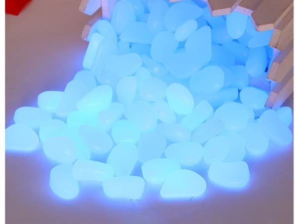 100 Pak Selvlysende Steiner - Glow in the Dark Dekorasjon