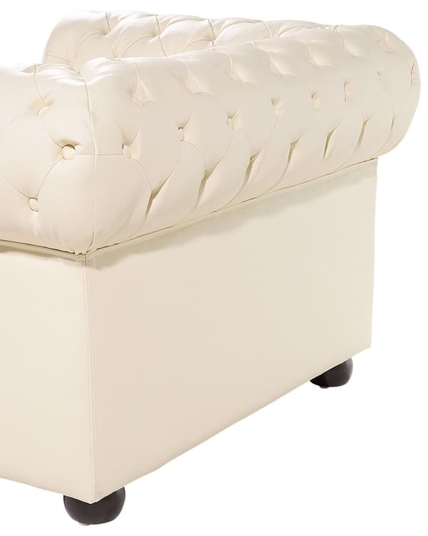 Fåtölj Chesterfield Krämvit Läder Tuftad Mörka Träben Modern Traditionell Vardagsrum