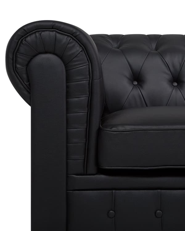 Chesterfield Læderlænestol Sort med Sorte Træben 112 x 85 x 79 Bred Tyk Polstret Armstol Knap Tuftet Kunstlæder Venetiansk Barok stil Stue