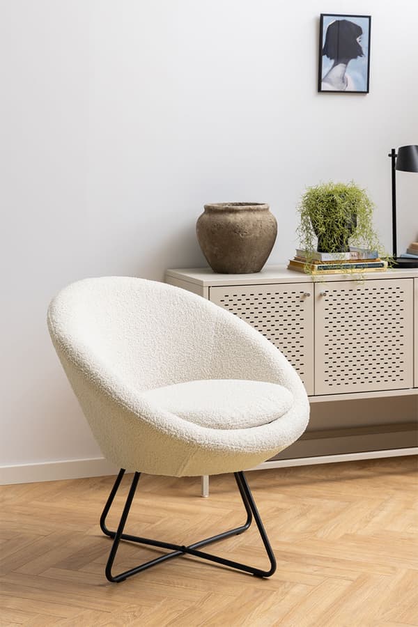 Center fåtölj beige.