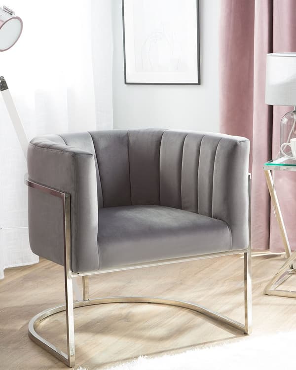 Lenestol Grå Fløyelsstoff Sølvfarget Metallramme Skulptert rygg Glam Stil
