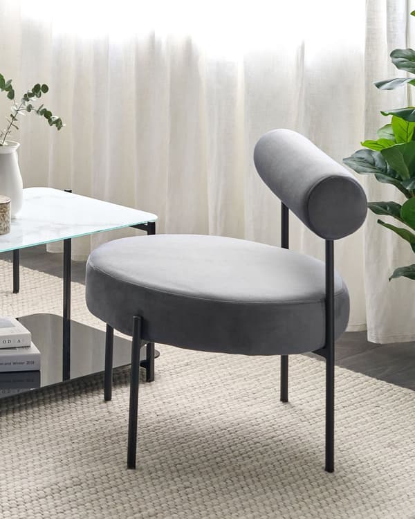 Stol utan Armstöd Grå Sammetsklädsel Rund Sits Roll Back Vintage Design Svart Metallram Vardagsrum