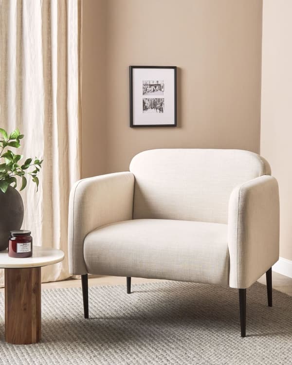 Nojatuoli vaalea beige pellavakangasverhoilu rautajalat pehmeä ammetuoli retro