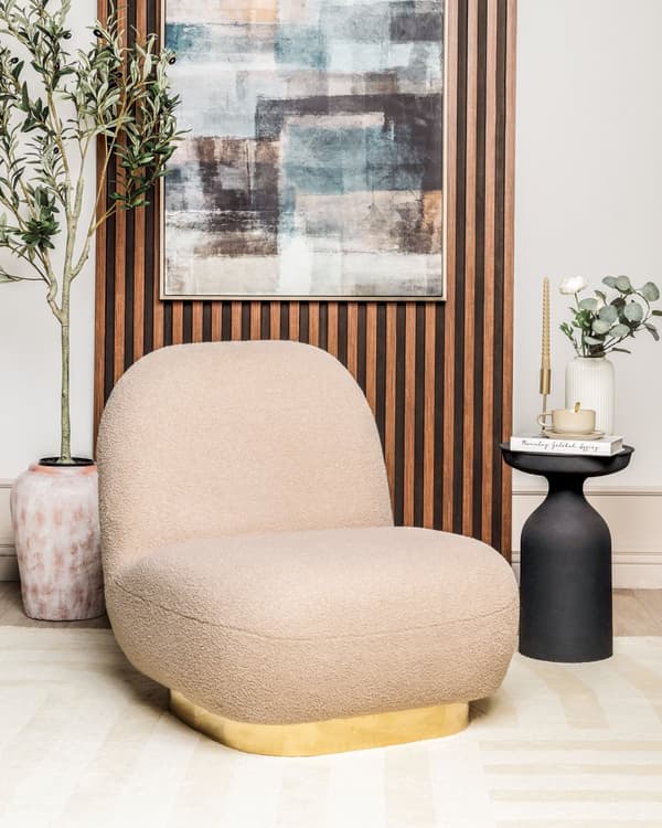Lænestol Hvid Boucle Stof Blød Guld Base Moderne Glamourøs Stil Stue Soveværelse Værelse