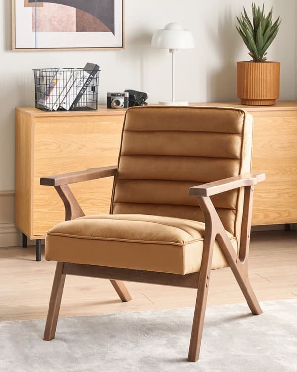 Lenestol Brun Fløyel Ben og armlener i mørkt tre Retro design Hvilestol Stue