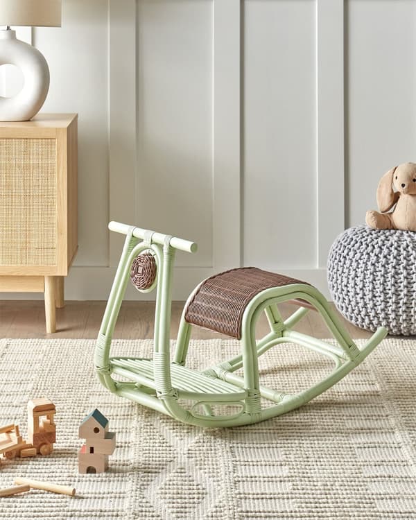 Børne Gyngestol Lysegrøn Rattan Stol til Børn med Flet Snegl Design Moderne Rattanstol til Børneværelse Gyngehest med Ryglæn