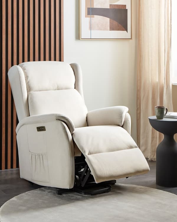 Lænestol Creamhvid Polyester Stol med Løftefunktion Elektrisk Recliner Hvilestol med Motor Sædeløft Stol Fjernbetjening Seniorstol
