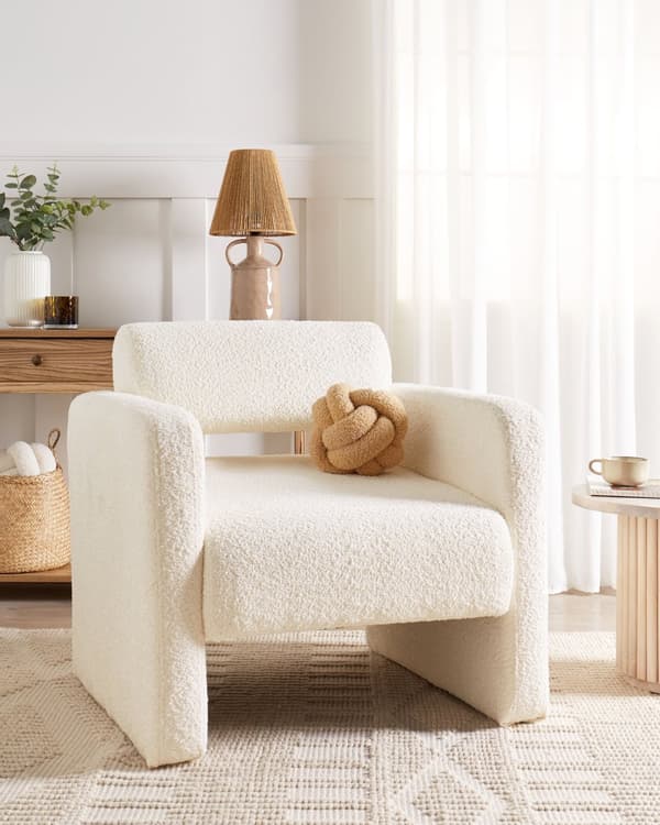 Fåtölj Off-White Bouclé Sits Utan Armstöd Retro Stil