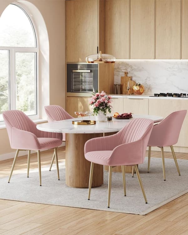 Rootz Velvet Chair - Blush Rosa-Guld - Metallben - Träöverdel - Skumstoppning - 60cm x 62,5cm x 85cm - Sittdyna 7cm