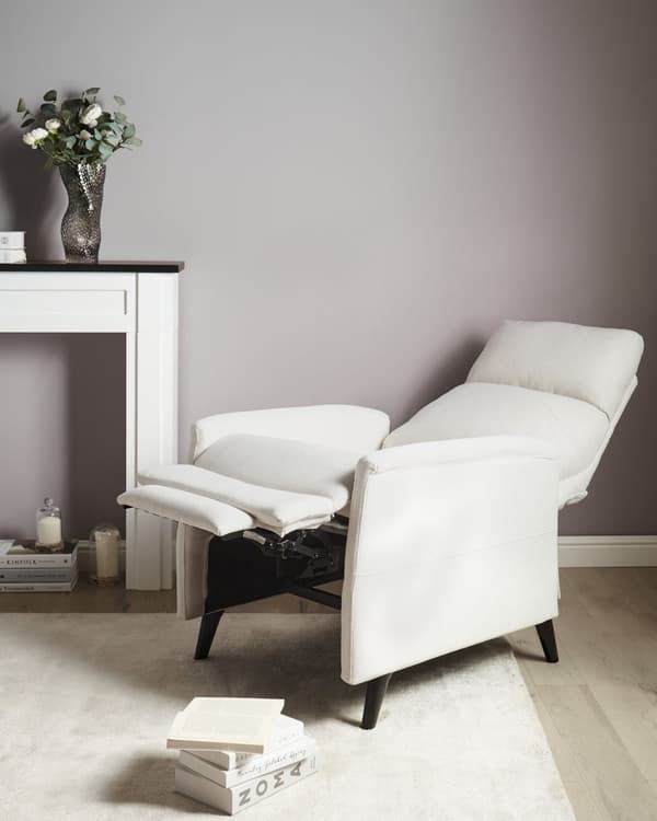 Reclinerstol Vit Tygklädsel Push-Back Manuellt Justerbar Rygg och Fotstöd Retro Design Fåtölj