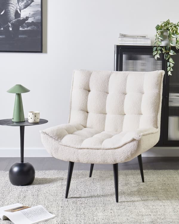 Lenestol Boucle Hvit Svarte Metallben Uten Armlener Moderne Design Hvilestol Stue Soverom