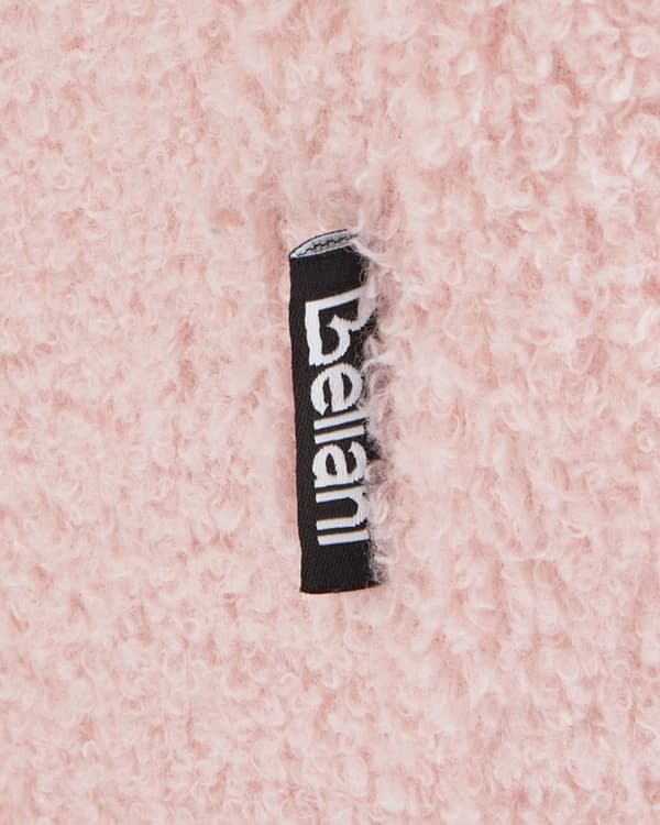 Pink boucle cocktail lænestol sort drejelig base glam retro lammeskind polstring