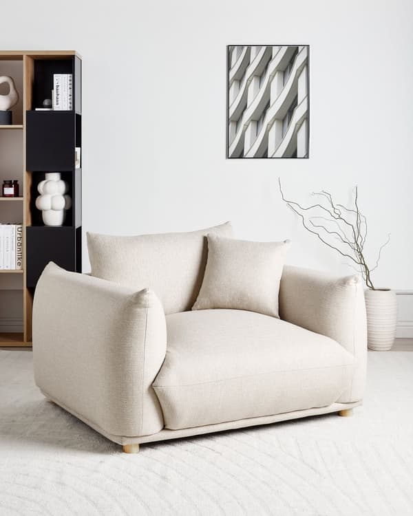 Lenestol i Lys Beige Stoff med Myke Treben Moderne Skandinavisk Innredningsstil