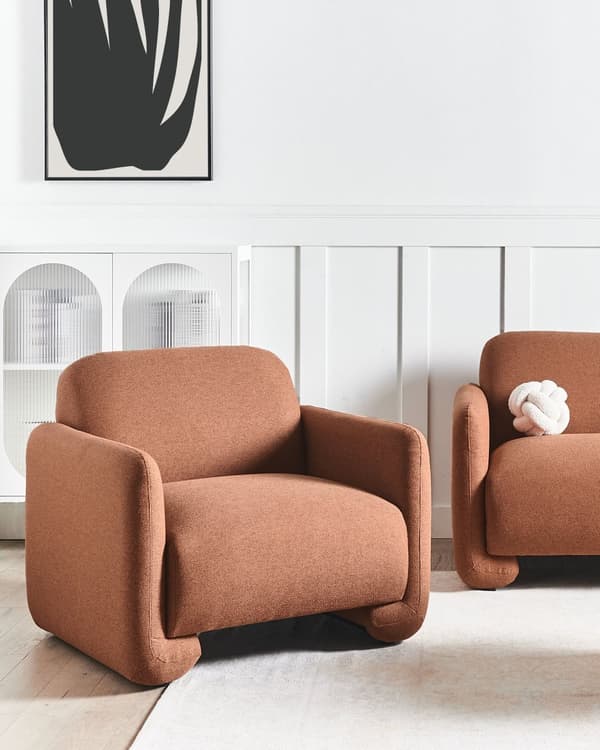 Lenestol Gyllenbrun Polyesterstoff Bred rygg og armlener Retro stil Stue Hvilestol