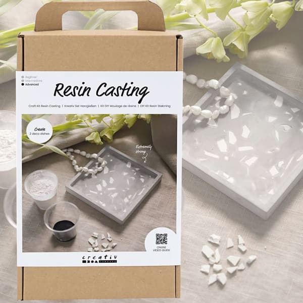 DIY Kit Resingjutning - Bricka med Terrazzo Flakes