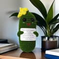 Miniatyrbild 1 av 5: Stickad Gurka - Emotional Support Pickle