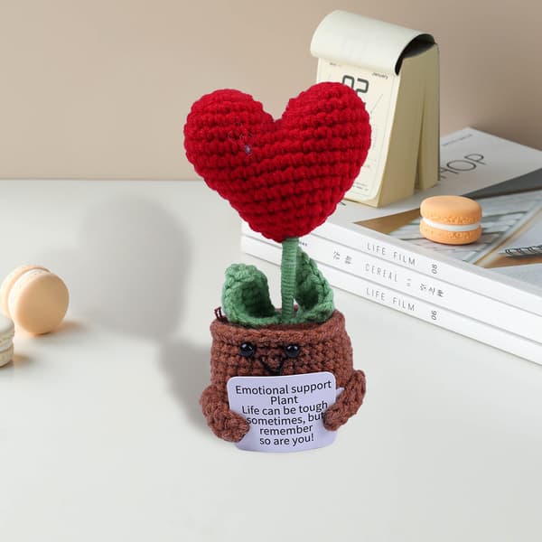 Stickat Hjärta i kruka - Emotional support plant