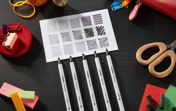 Sæt STABILO Creative Tips ARTY point 88/Flamaster Pen 68/Flamaster Pen 68 pensel - sort og grå papkasse 10 stk.