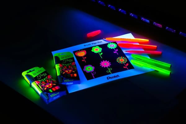Penseltegn Pen Fluo Art bogstavsæt 5 farver SES15C-ST5FLUOPL Pentel