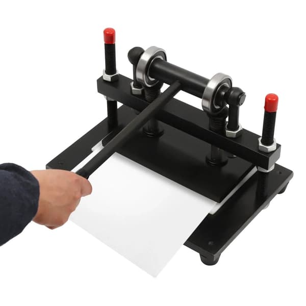 Manuel Stansmaskine, Dimensioner 360 x 270 mm, Tryk Slag 12 mm, Vægt 25 kg,sort