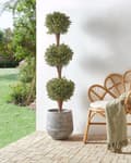 Miniatyrbilde 2 av 5: Kunstig Potteplante Buxus-kule Grønn Plastblad Materiale Massiv Trestamme 120 cm Dekorativt Innendørs Utendørs Hagetilbehør