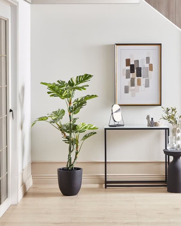 Kunstig Monstera-plante i Potte Grønn og Svart Syntetisk 135 cm Materiale Dekorativt Innendørs Tilbehør