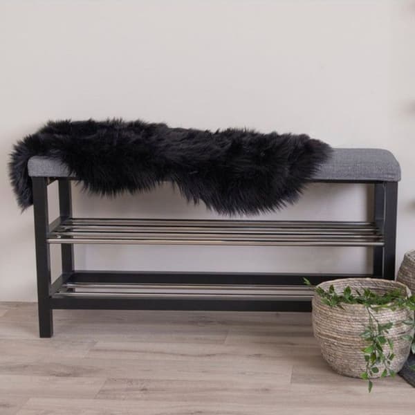 Svart konstgjord lammskinn 60 x 180 cm