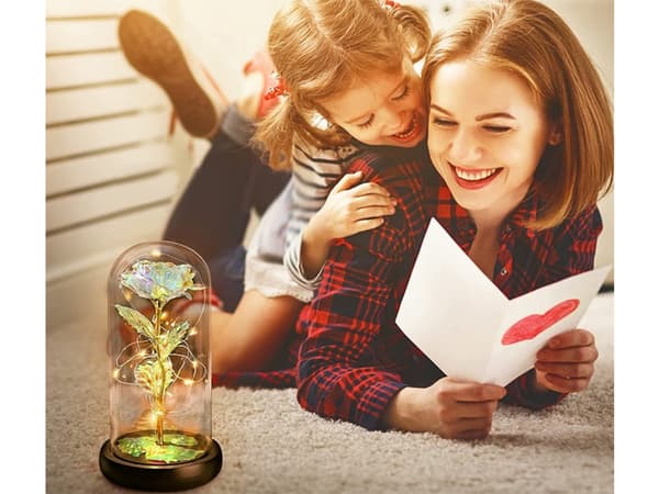 Evig ros i glas present led lysande glaslåda för kvinnors tillfälle