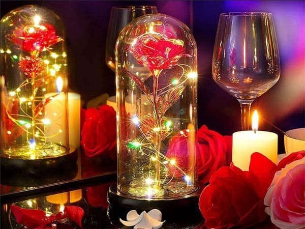 Evig ros i glas present led rgb självlysande rött glas för tillfället