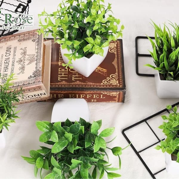 4-pak kunstige planter med potte, 17x12 cm, til stue og kontor