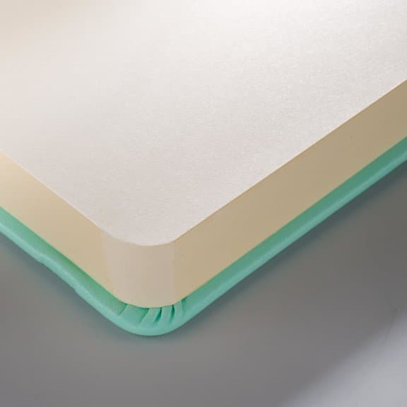 Skissbok Fresh Mint 13x21 cm 140g 80 creme vita sidor Talens Art Creation