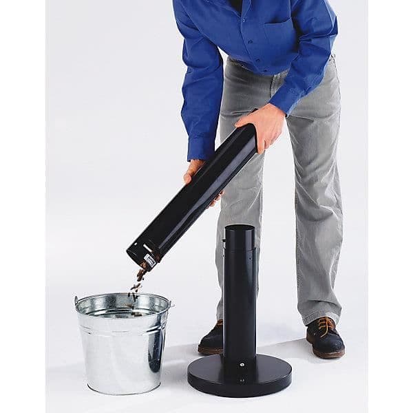 Rubbermaid Aluminium pelar askkopp - svart höjd 1041 mm, Ø 324 mm - askfat askkopp fristående askkopp