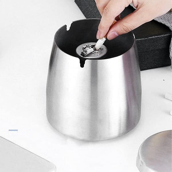 Askfat i rostfritt stål med lock stor cylinder askfat Cigarr askfat för hemmakontor Utomhus uteplats Balkong Askfat (silver)