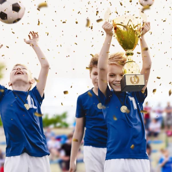 Set med 12 guldmedaljer - Barn - Plast - Födelsedagsfest - Belöning - Glad