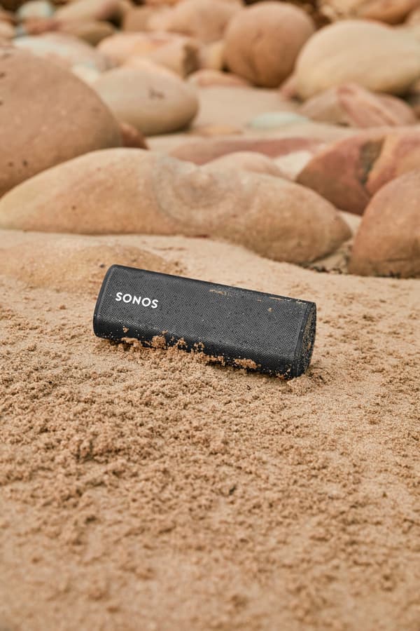 Sonos smart speaker Roam, black