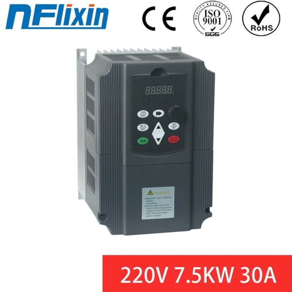 Variabel Frekvensomformer, Udgangseffekt 4KW-7.5KW, Indgangsspænding 220V,3-fase 220V, 220V 4KW, 1 fase 220V
