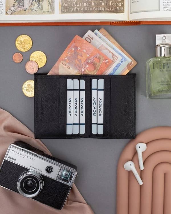 Kožené pouzdro na karty s RFID systémem - 4U Cavaldi