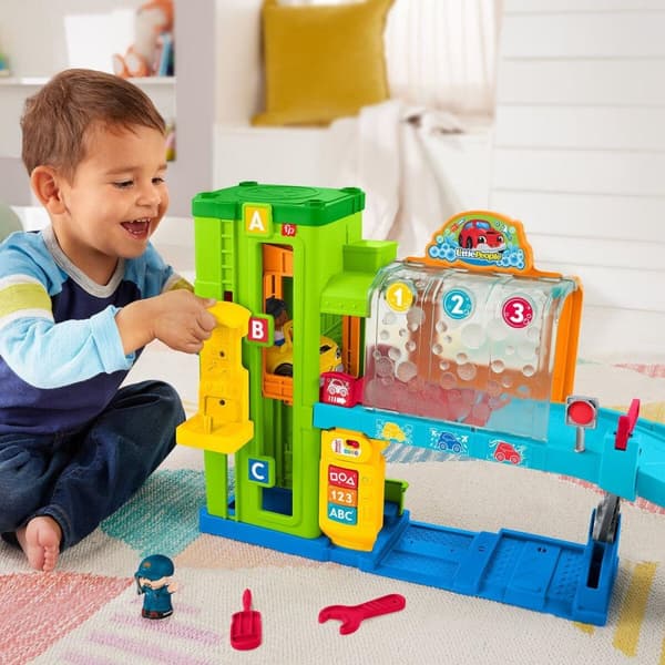 Fisher Price Little People Light up Learning Garage