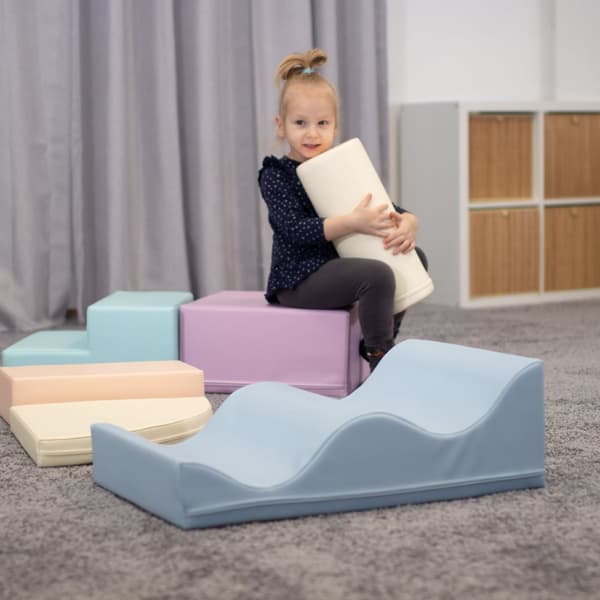 IGLU Soft Play klätterblock för inlärning av Montessorimotorik genom skumformer
