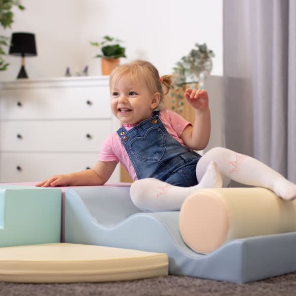 IGLU Soft Play klätterblock för inlärning av Montessorimotorik genom skumformer