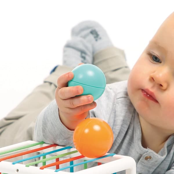 Motorisk Låda med Bollar Ludi