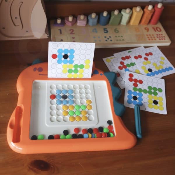 WOOPIE Magnetbräda – Dinosaurie MagPad