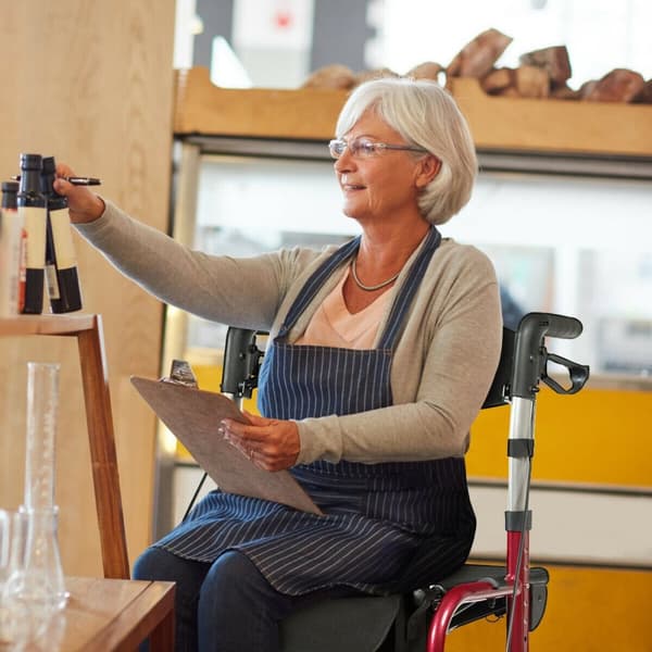 Rollator, 24x40,5x33,5-38,5 tum, Röd