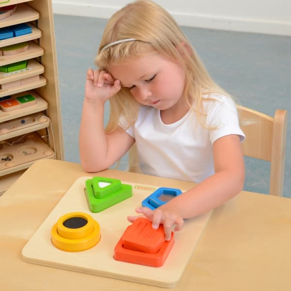 MASTERKIDZ Træpuslespil med overfladeteksturer – Montessori