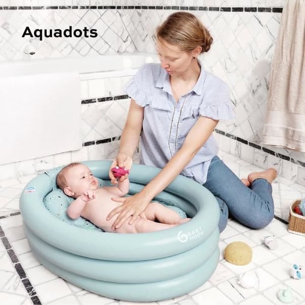 Babymoov puhallettava matkakylpyamme, muuntuu lastenaltaaksi, irrotettava pienennysosa, 0–12 kuukauden ikäisille, Aqua Dots