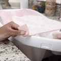Miniatyrbillede 6 af 6: INGENUITY Deluxe rosa babybadkar, från födseln till 3 år med babyhängmatta ingår