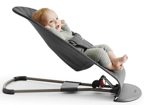Ergonominen vauvansänky lelulla "Tavalax Baby Bouncer"